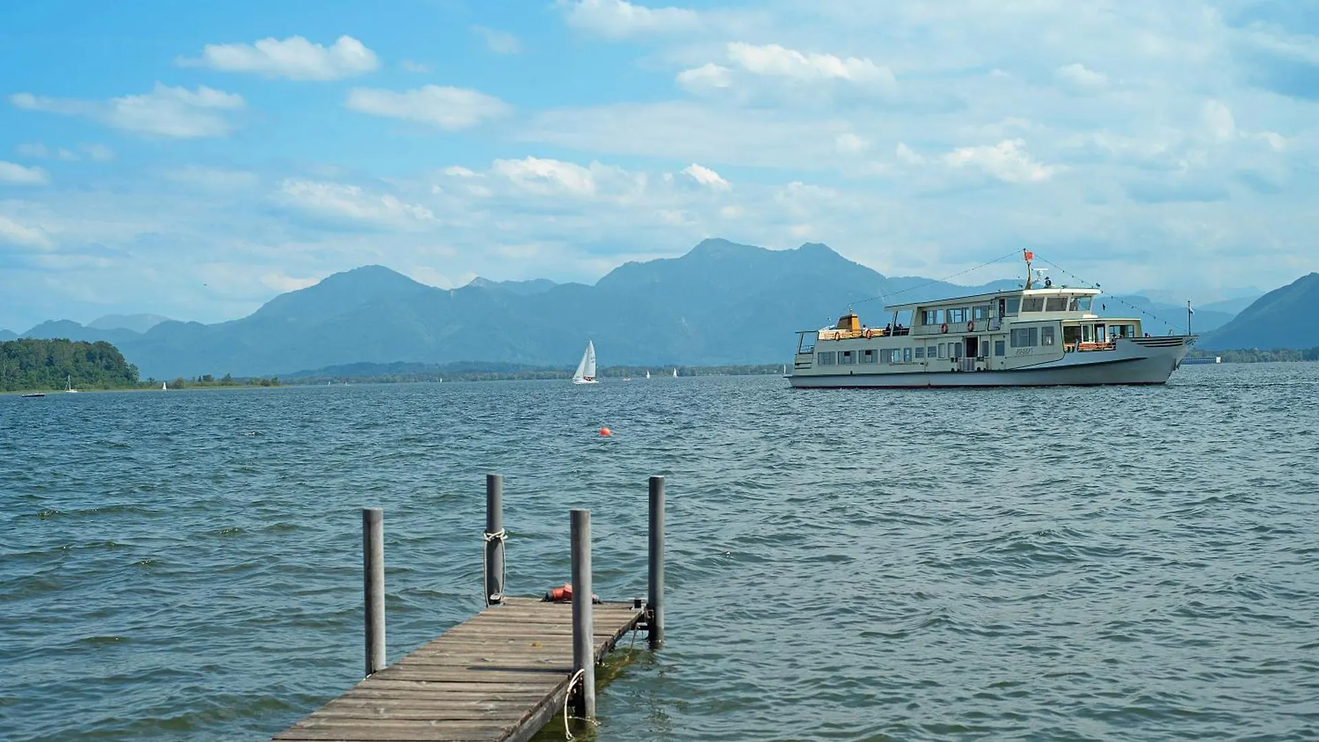 Chiemsee Apartment Berge Mit Tiefgaragenstellplatz برين ام شيميسي